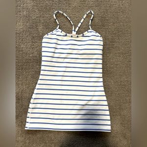 Lululemon power Y top great condition size 4